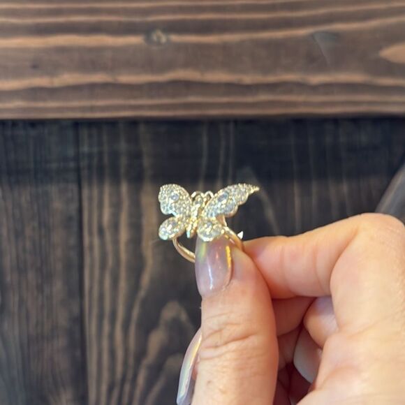 Elegant 14K Gold Plated Zirconia Butterfly Ring - Picture 6 of 8